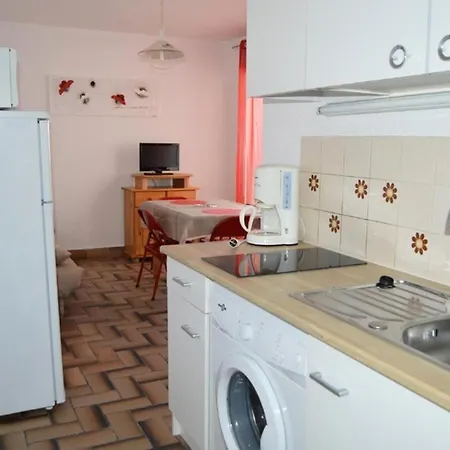 Apartment Les Cyclades - 4 Personnes 4 Couchages Port Leucate. Ref: 2cyc_38a Mae-4884