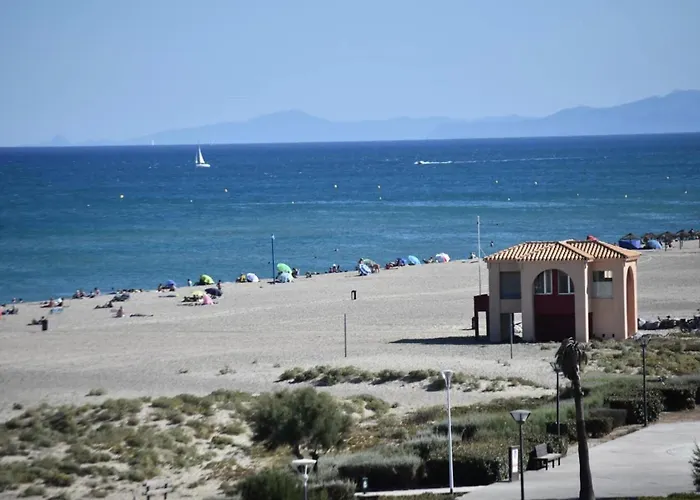 Résidence Les Cyclades - Pour 4 Personnes 84 * Leucate